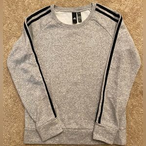 Adidas sweatshirt
Size S